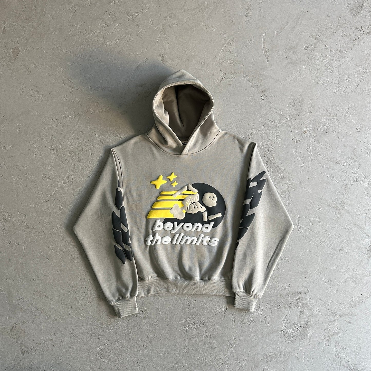 BROKEN PLANET MARKET 'BEYOND THE LIMITS' HOODIE - STONE GREY