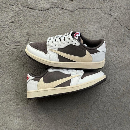 Air Jordan 1 Low Travis Scott "Reverse Mocha"